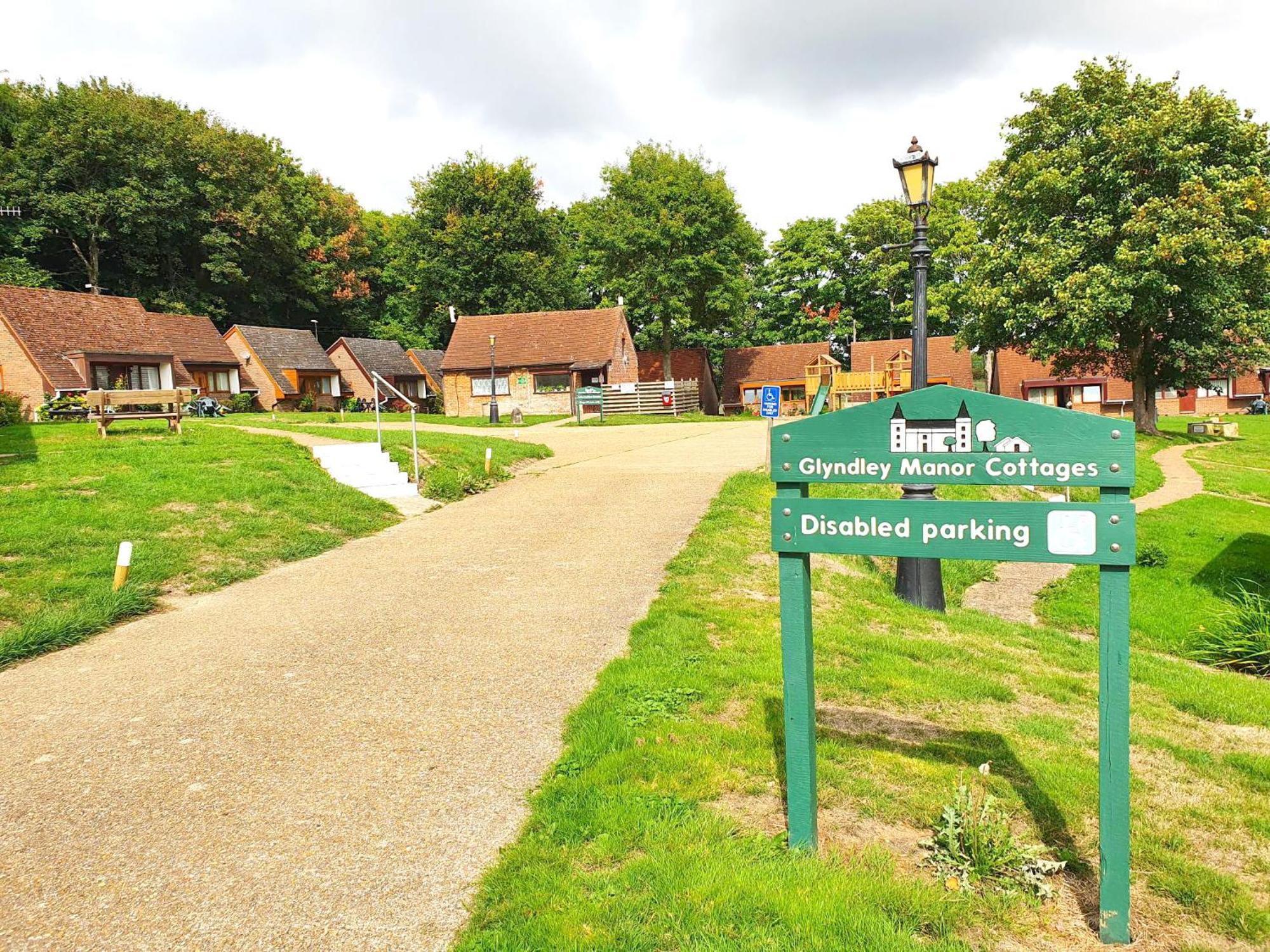 Glyndley Manor Cottages 波尔盖特 外观 照片